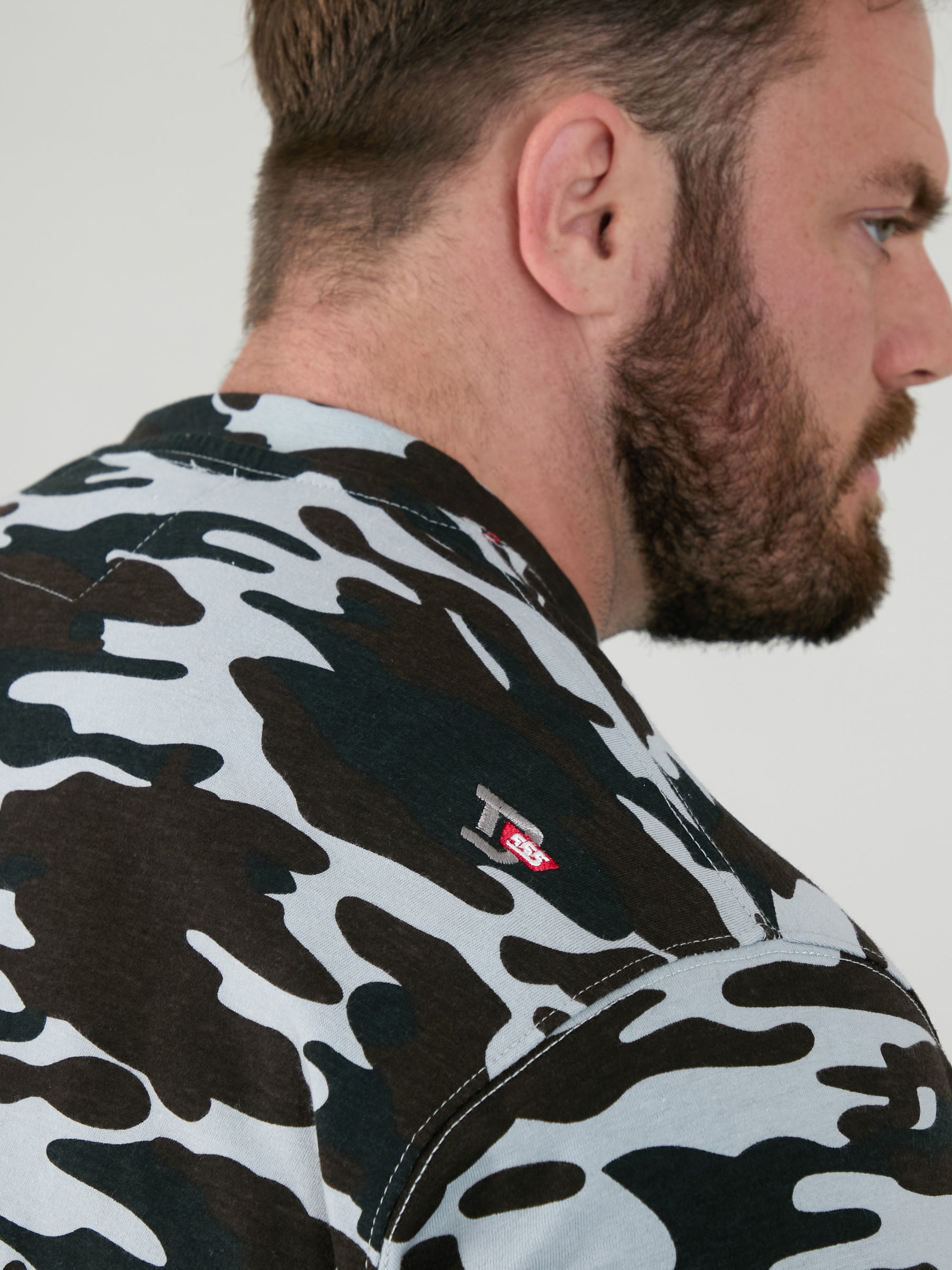 GASTON Camouflage Print T-Shirt